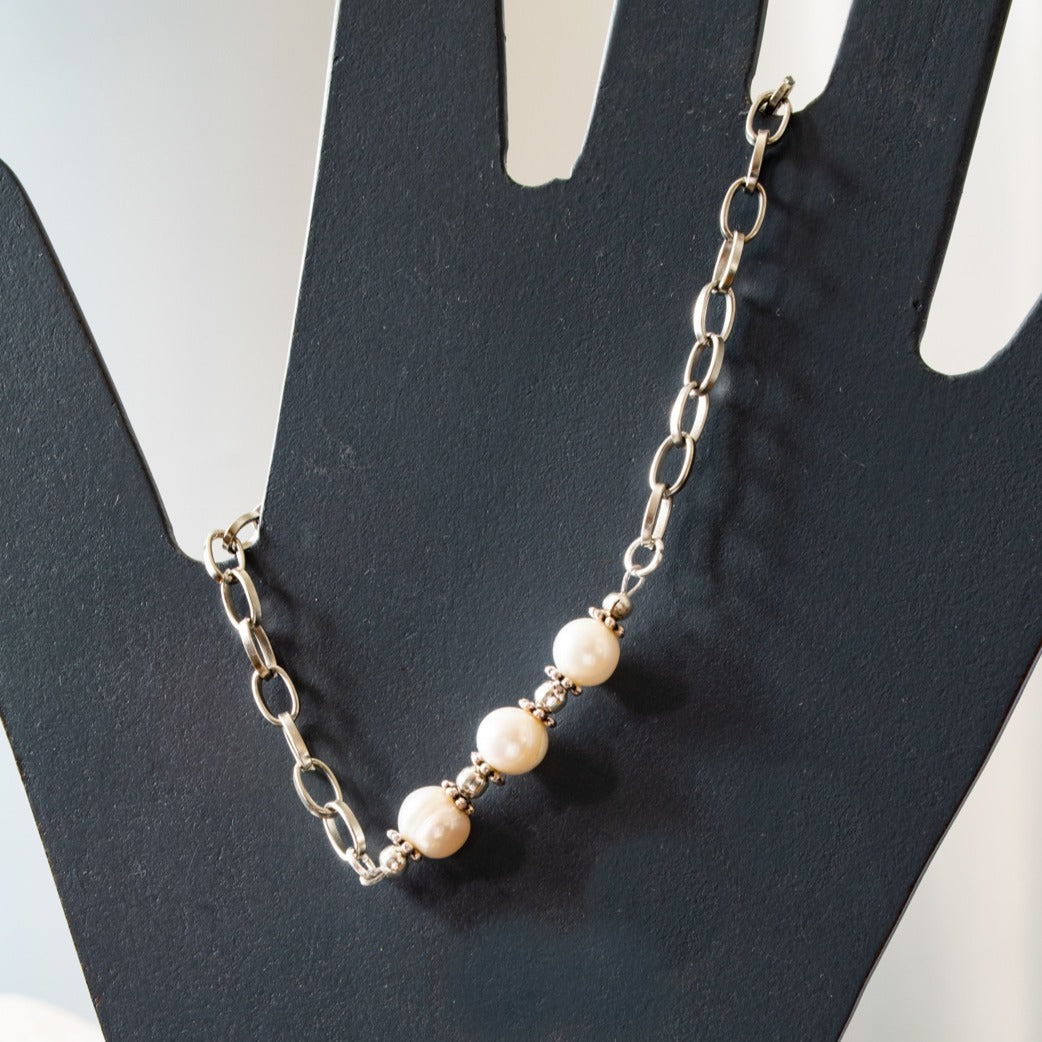 simplicity fresh water pearl and silver chain bracelet