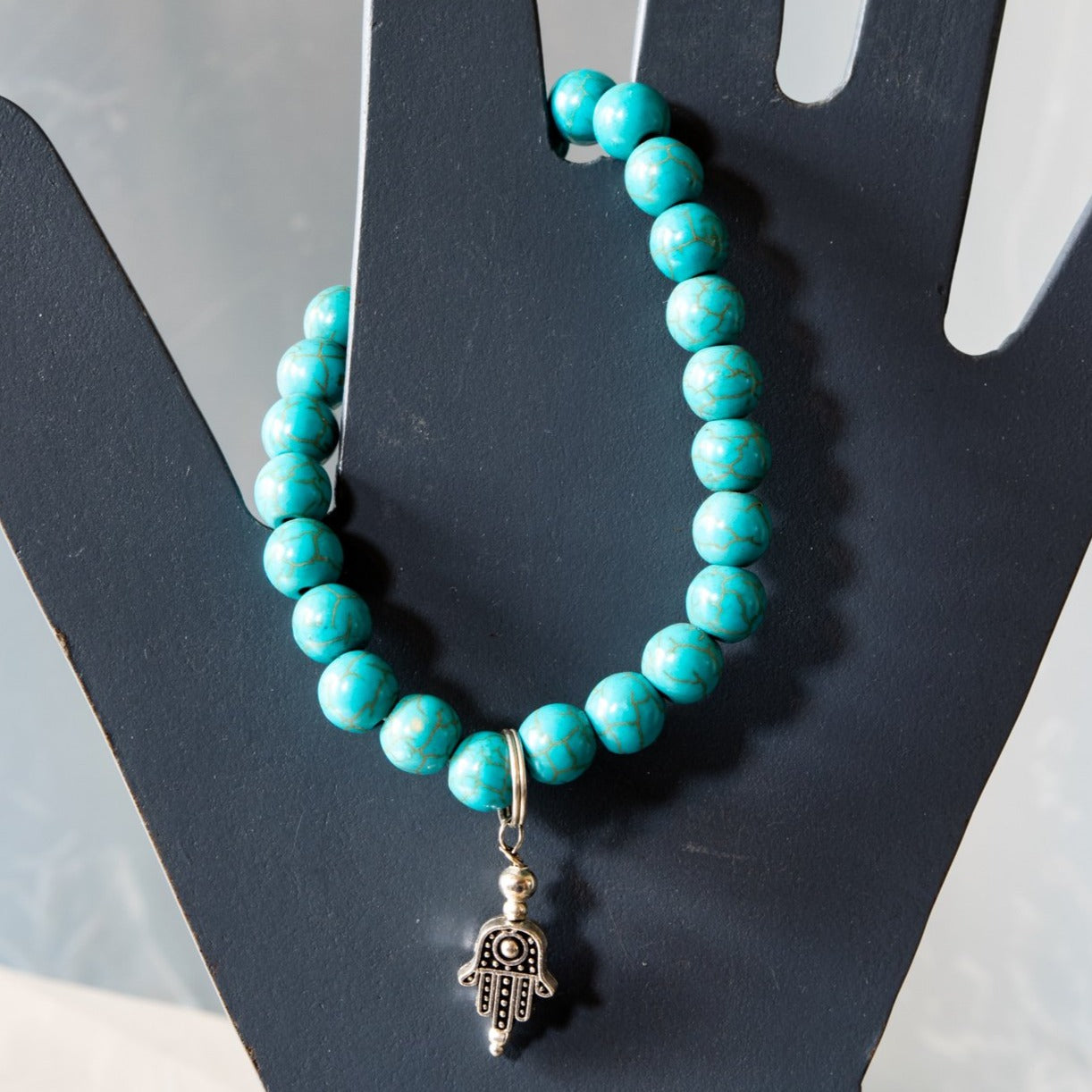 Expressions in Howlite, Stretch Bracelet with Howlite Stones