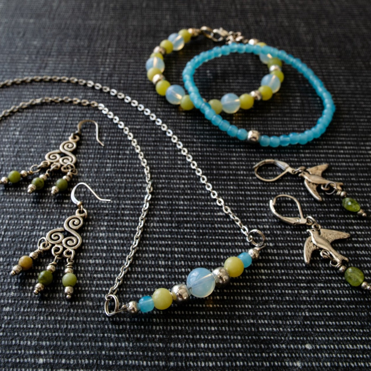 Expressions 20 inch Opalite and Perdot Necklace