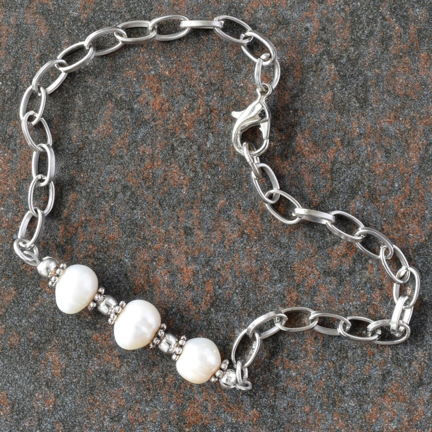 simplicity fresh water pearl and silver chain bracelet