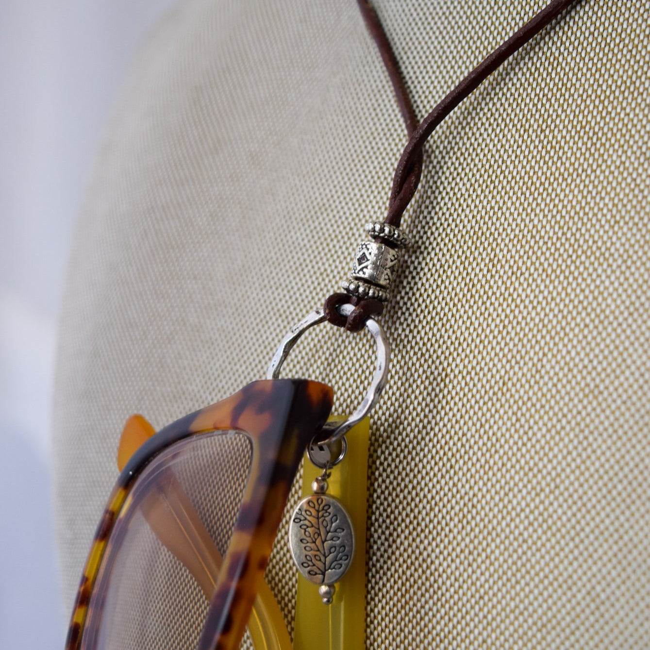 Loops Eye Glass Keeper Necklace