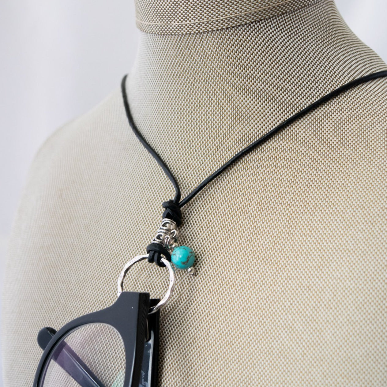 Loops Eye Glass Keeper Necklace