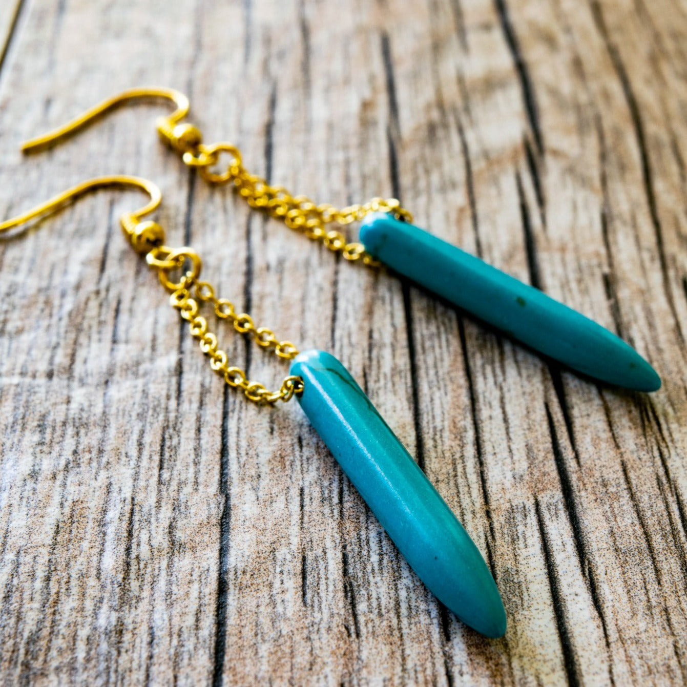 Expressions in Howlite, Dangle Earrings with Gold and Blue Howlite Stones