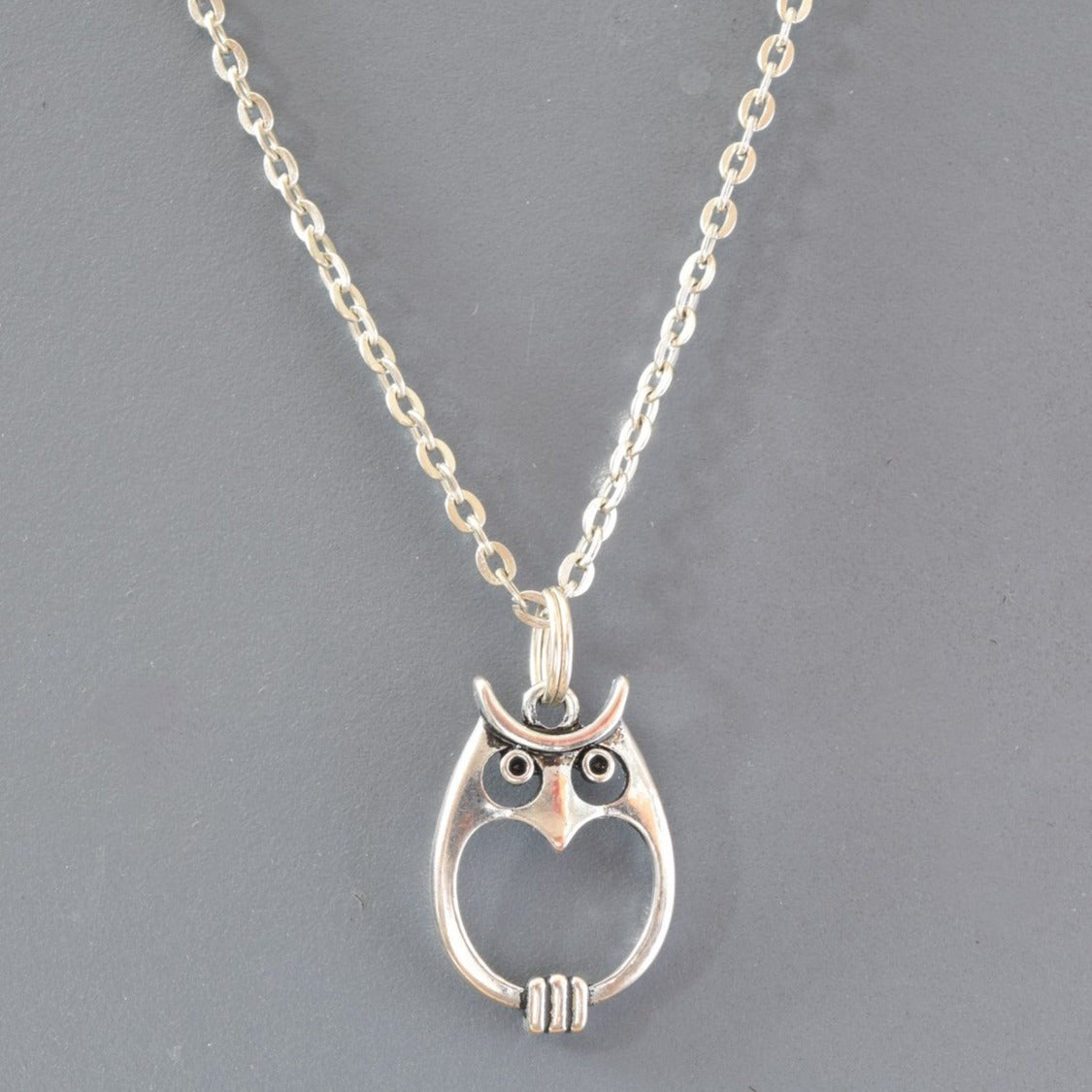 Woodlands, 20-inch Silver Chain Necklace with a Hoot Owl Pendent