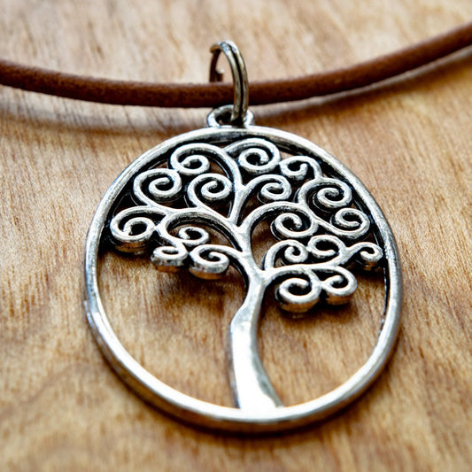 Begging's Tree of life oval silver filigree necklace