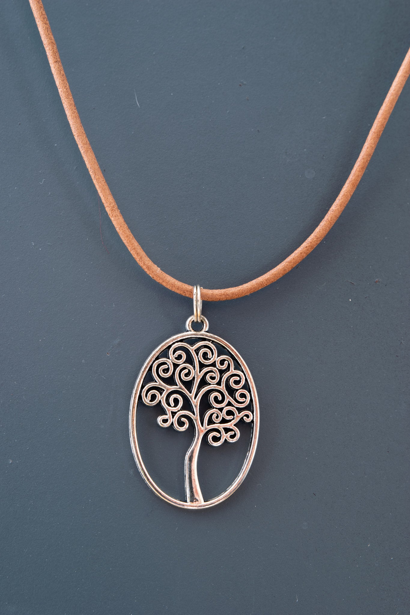 Begging's Tree of life oval silver filigree necklace