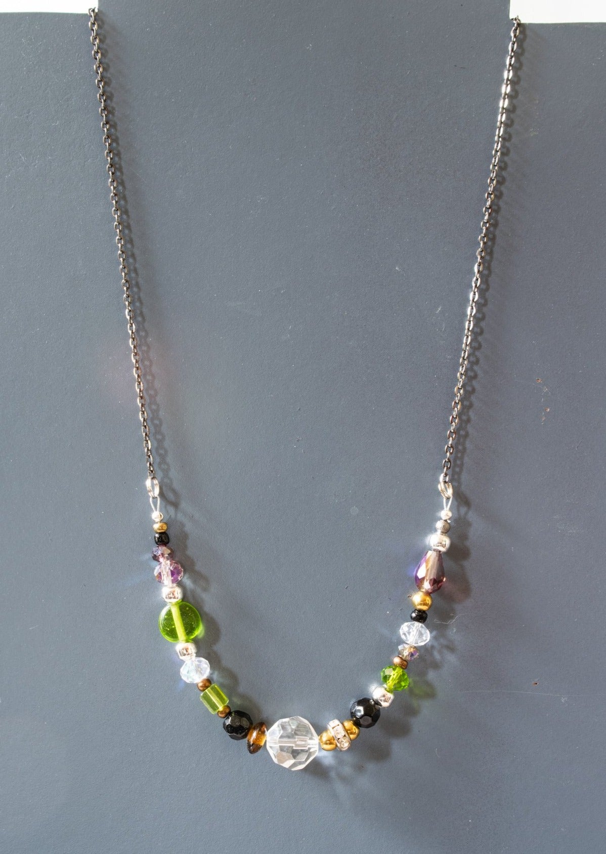 Zahra Colors, Gunmetal Chain Necklace with Mixed Colors of Autumn