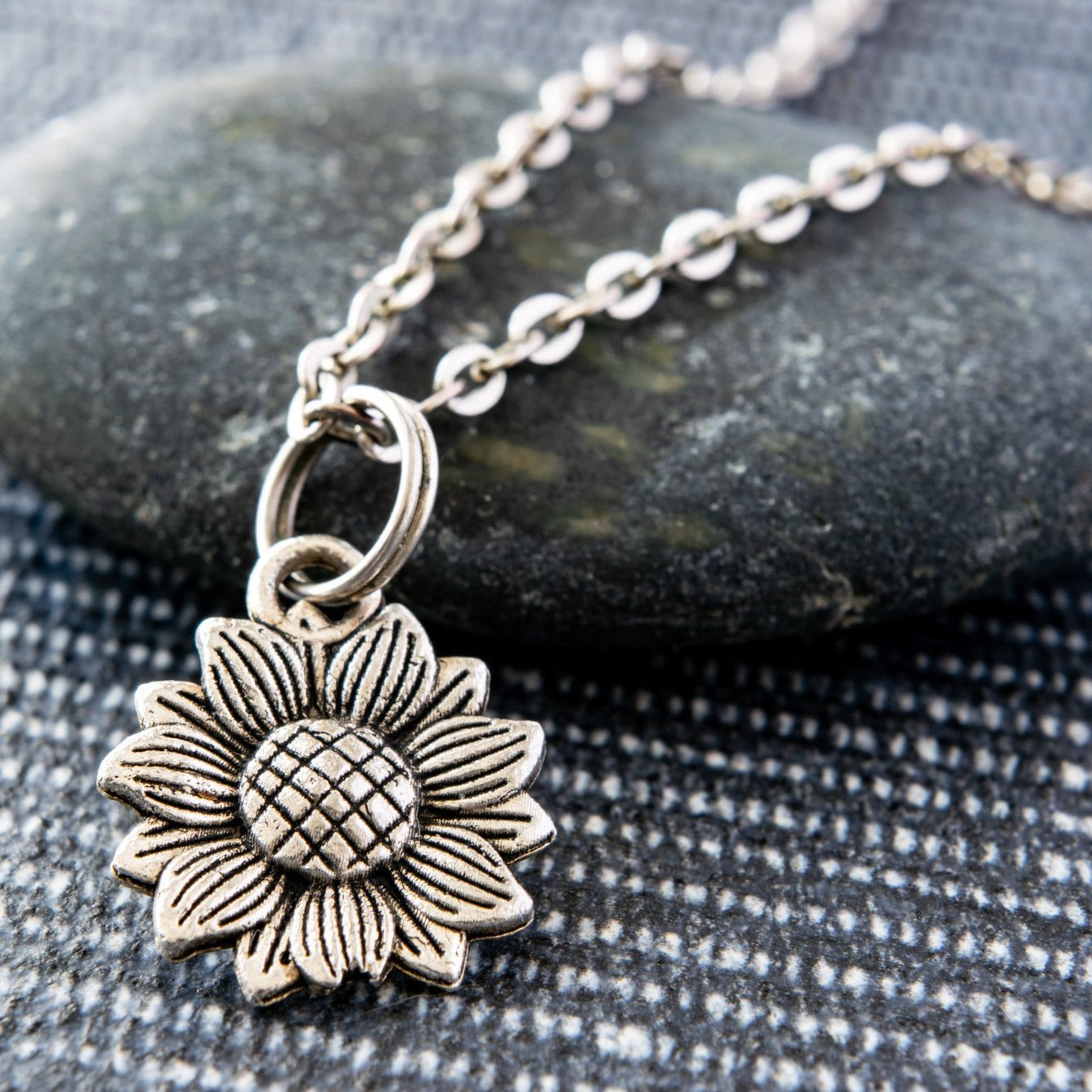 Beginnings,21-inch Silver Sunflower Necklace