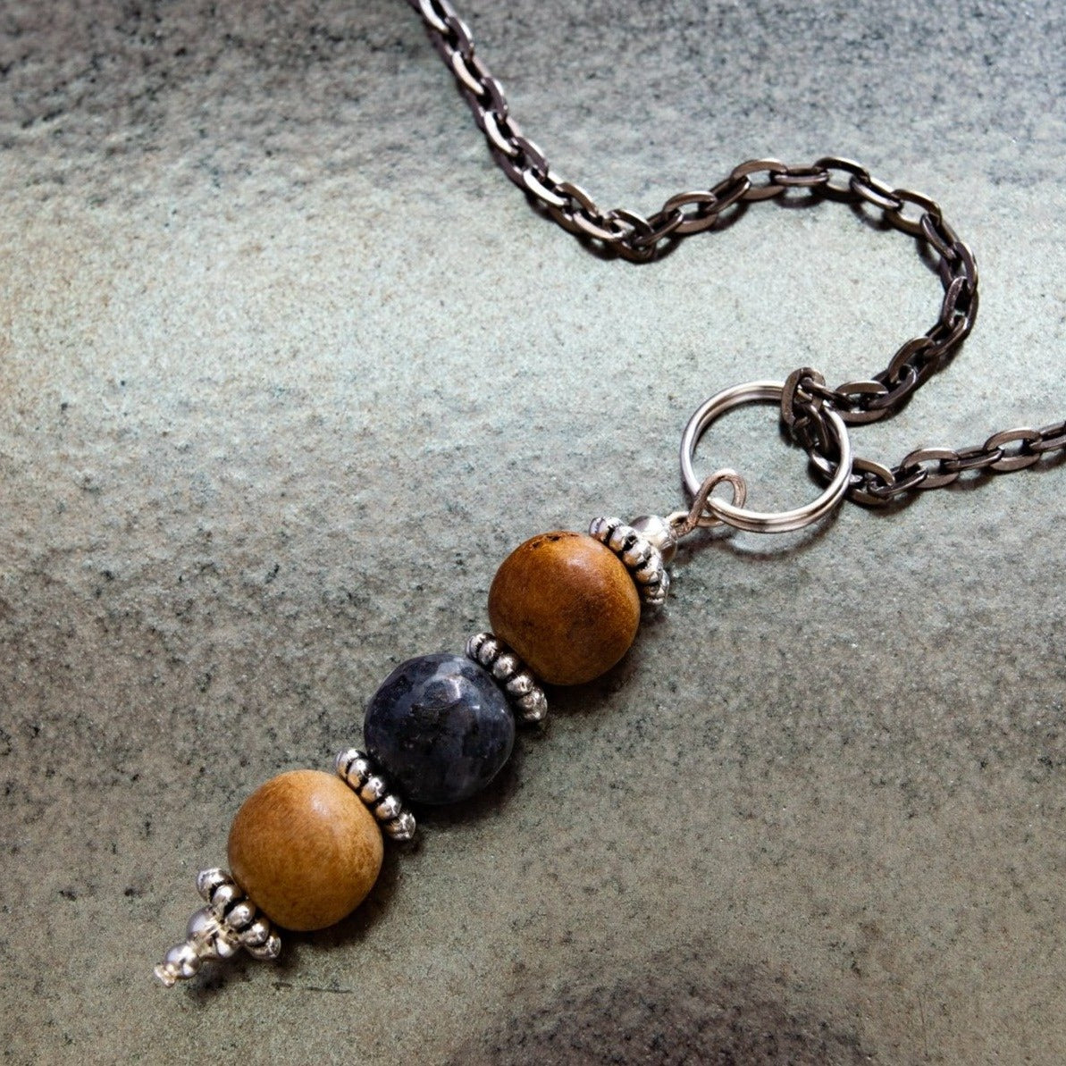 Expressions in Labradorite, 21-inch Sandalwood and Labradorite Pendent Necklace