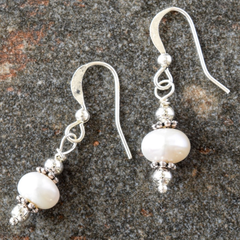 simplicity fresh water pearls dangle earrings