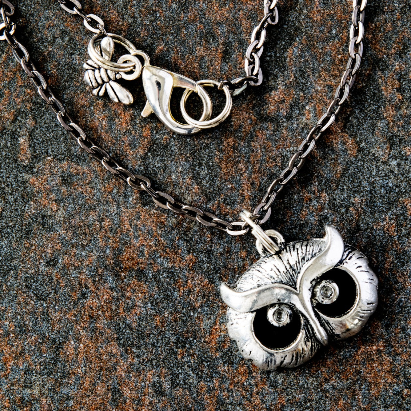 Woodlands, Owl Face Pendant 20-inch Necklace